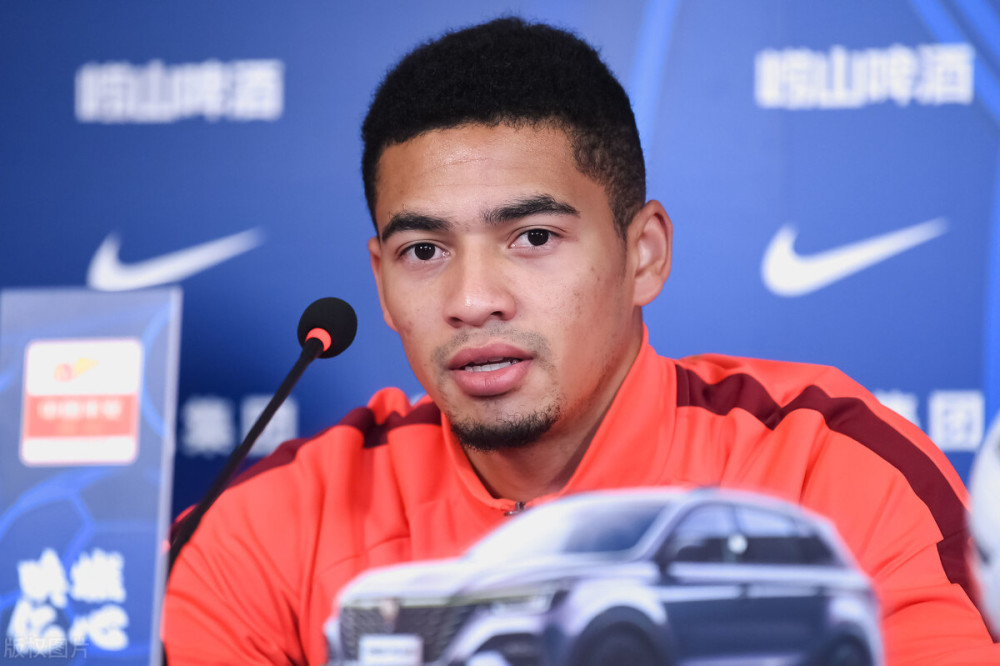 包含赛后突围战来临，莱比锡围绕亚冠内部沟通，引发热议，心理建设被强调的词条