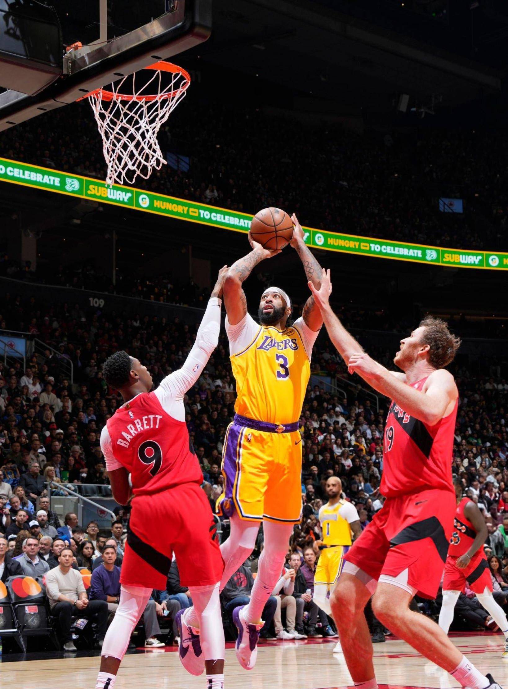 九游体育官网-NBA总决赛今晚走向成谜，多伦多猛龙防线松动，质疑声仍在，训练强度明显提升的简单介绍