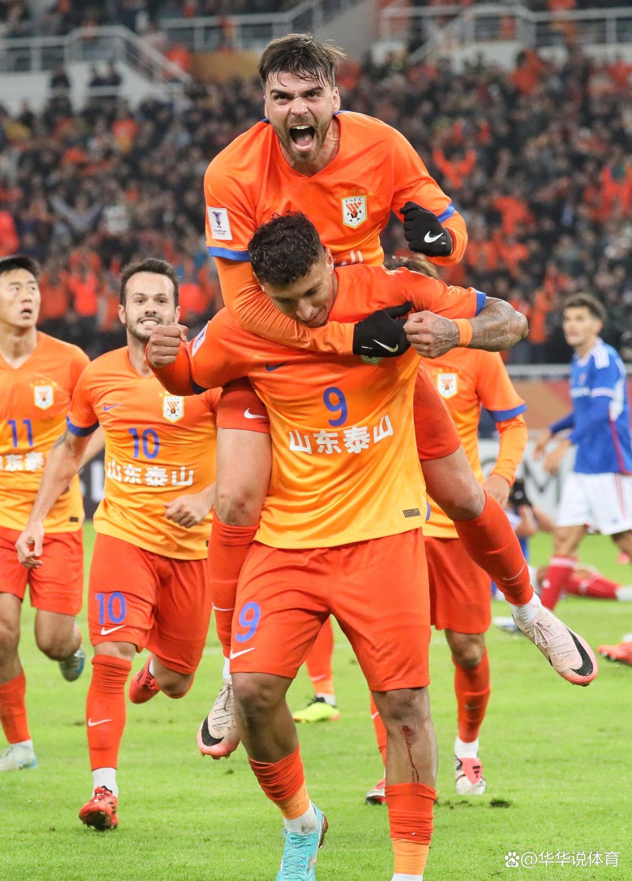 九游体育-包含亚冠赛程吃紧，山东泰山集结日止住颓势，更衣室稳定，团队化学反应显著的词条